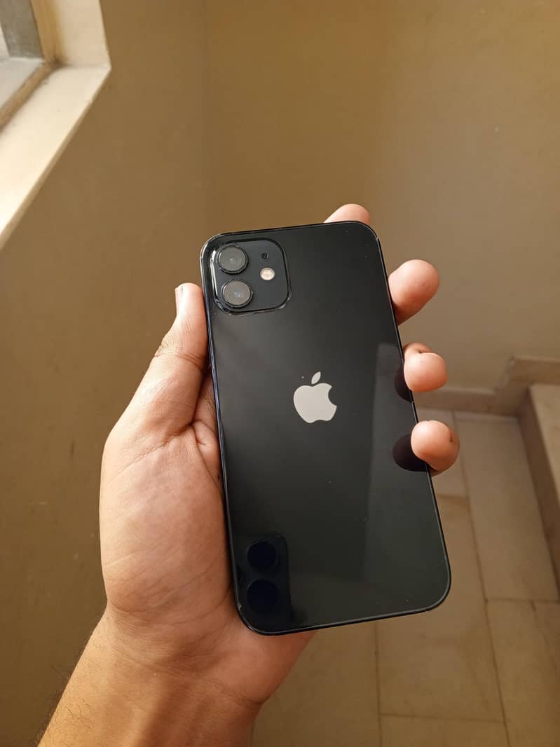 IPHONE 12 4