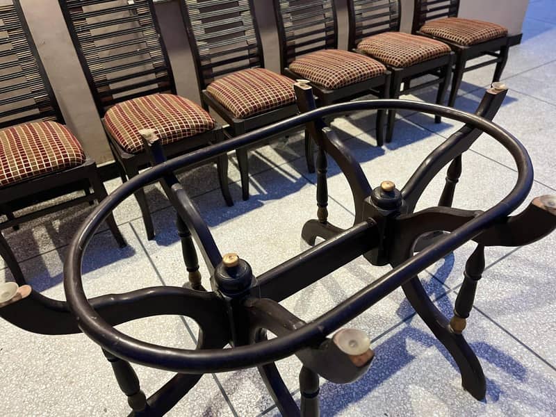 6 seater dining table 4