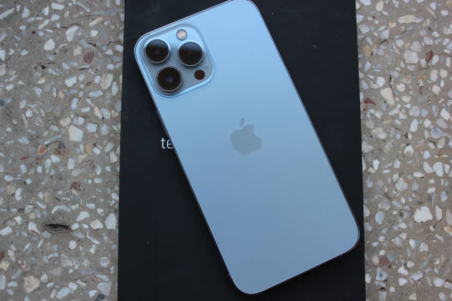 IPhone 13 Pro Max 0