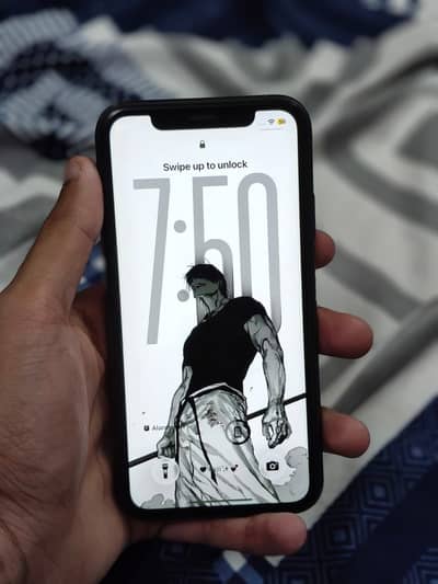 Iphone 11 JV LLA battery health 79 condition 9/10