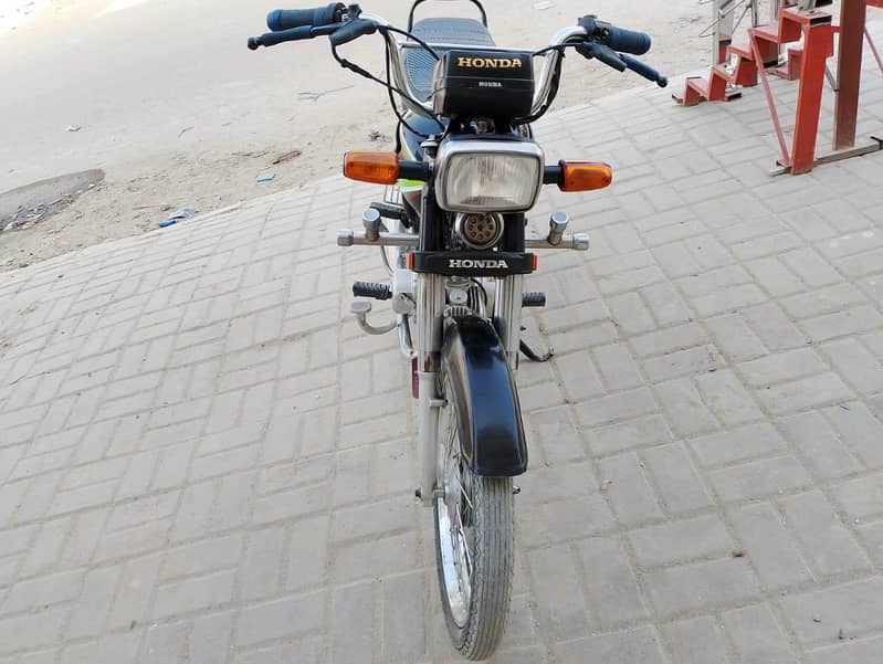 ہونڈا 70 سی سی فار سیل 1
