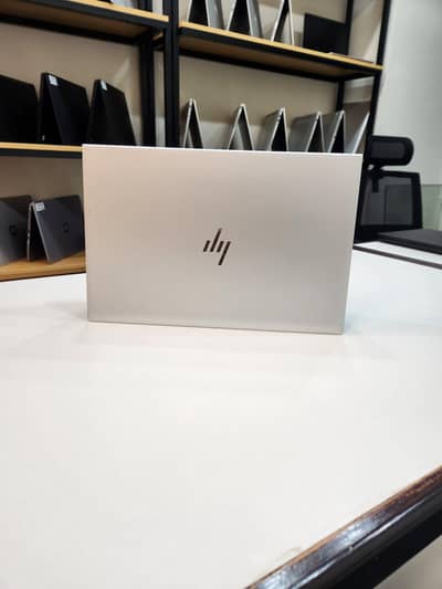 HP Elitebook 840 G5/G6/G7/G8 |i5 8th Gen | 8/256