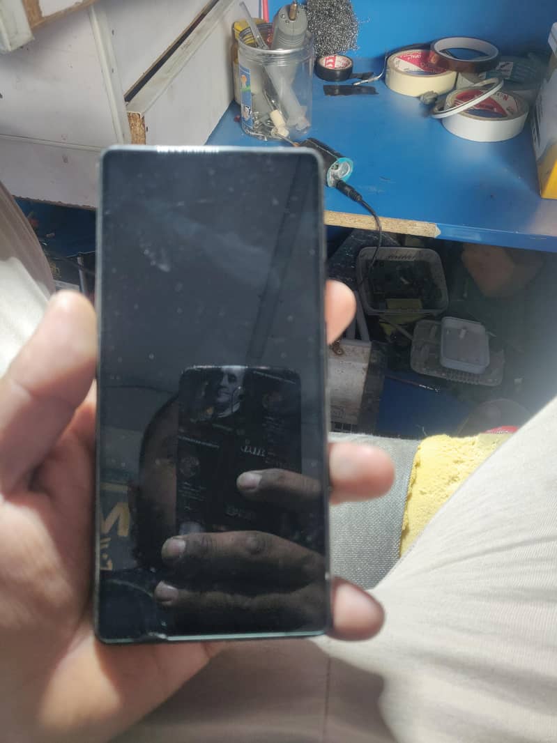 pixel 6a 4