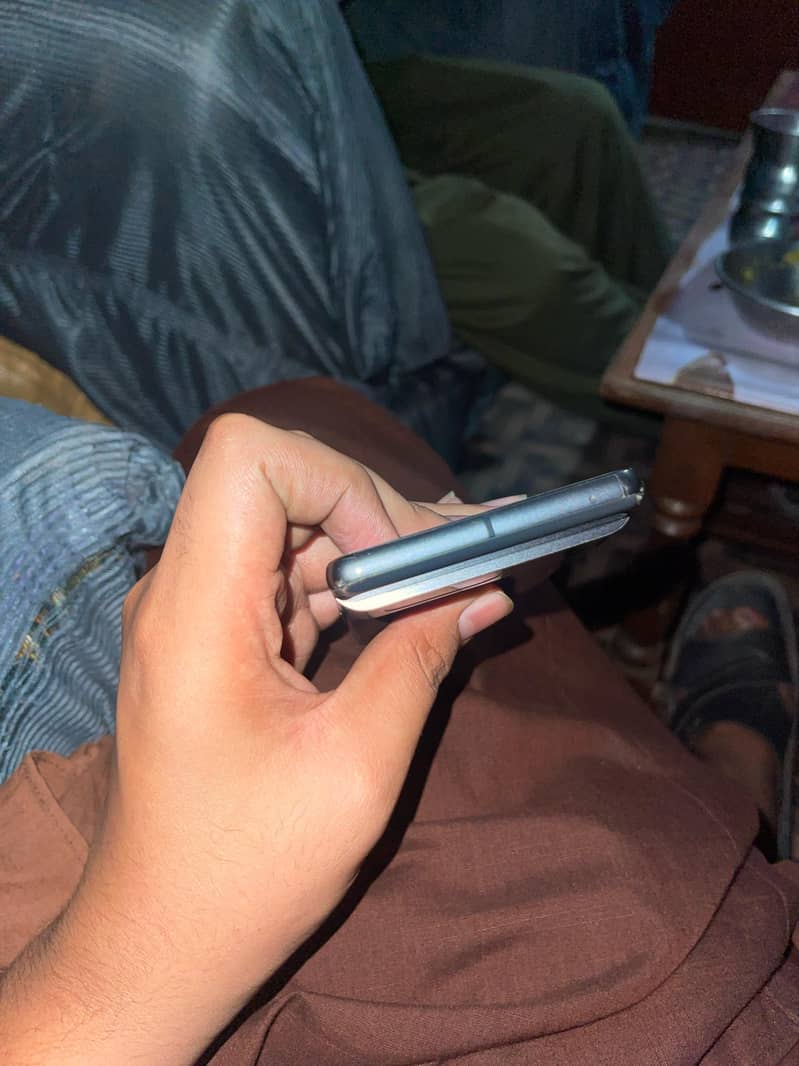 Google pixel 7 4
