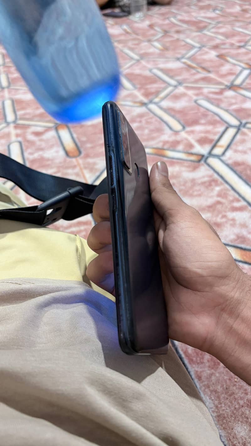 Tecno Camon 17(6/128) 4