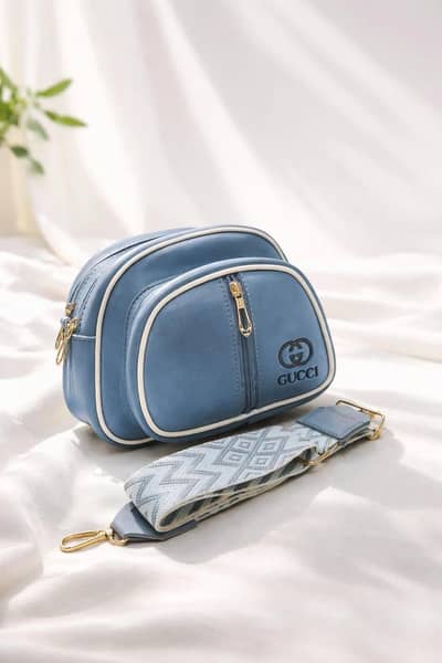 Shoulder Bag Gucci  Leather plain