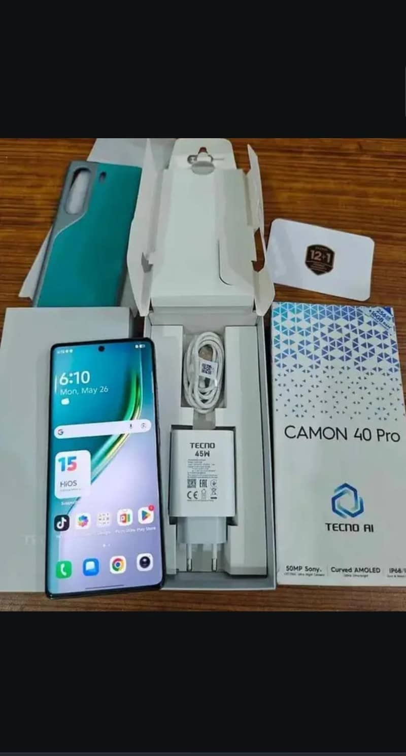 Tecno camon 40 Pro 0