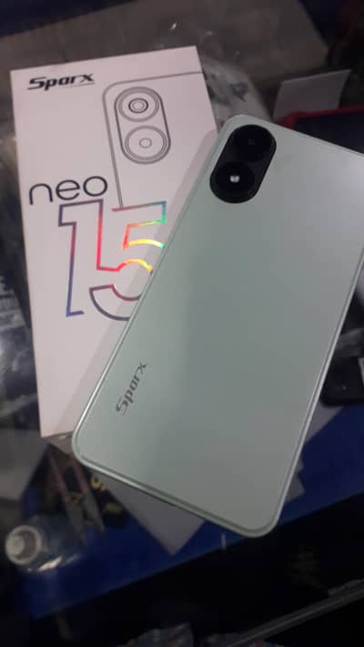 Spark Neo 15