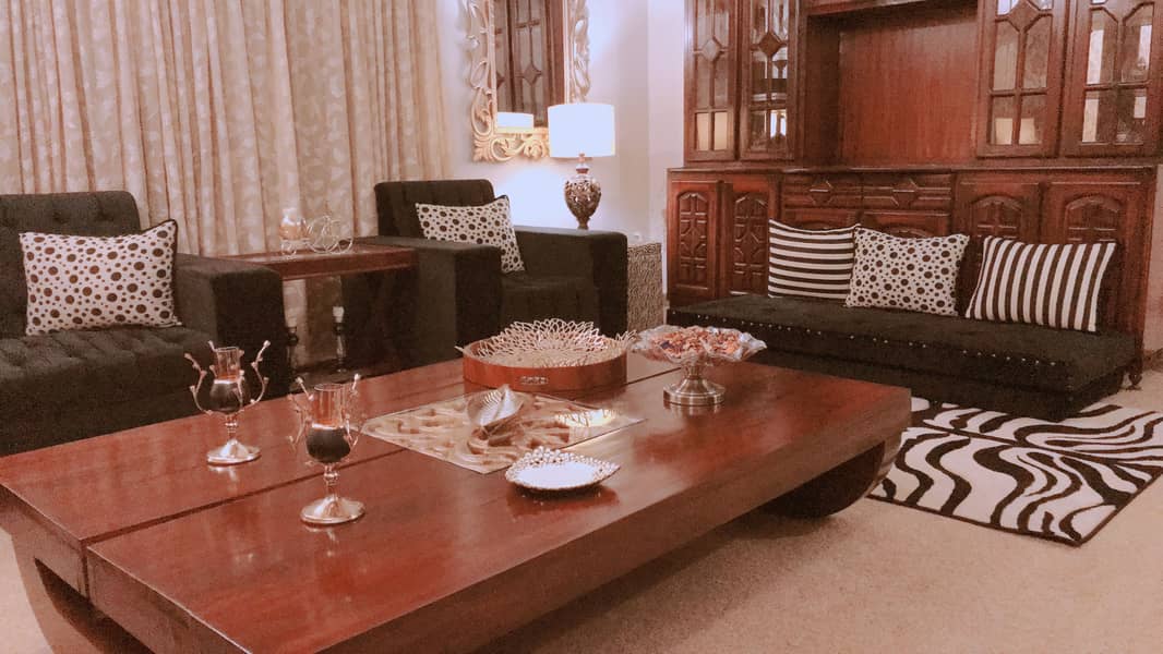Centre table, low height 3