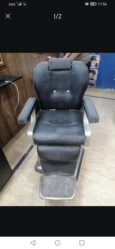 Urgent sale to my Salon chairs