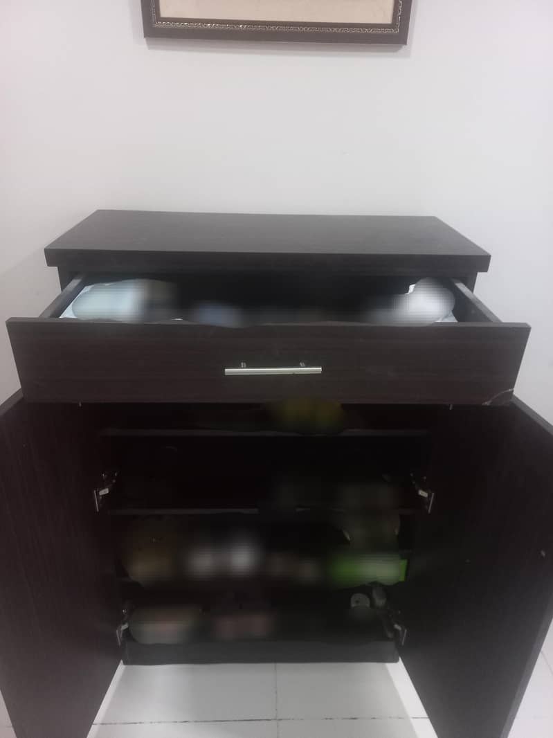 shoe rack 0