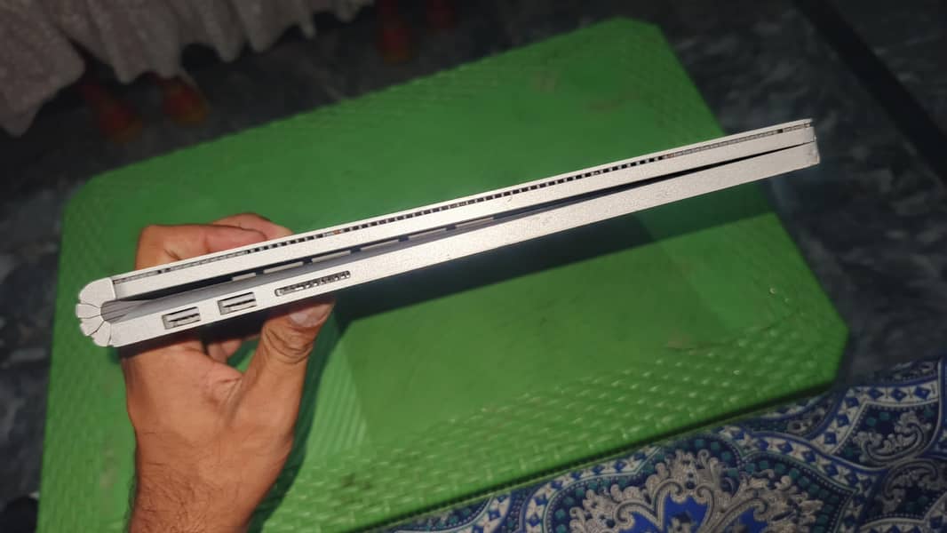 Microsoft surface book 3 1