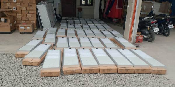 Solar led street light all in one 90w to 500w avble in stock