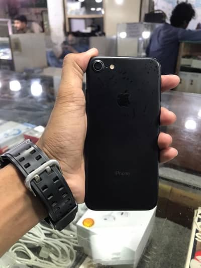iPhone 7 32gb pta approved
