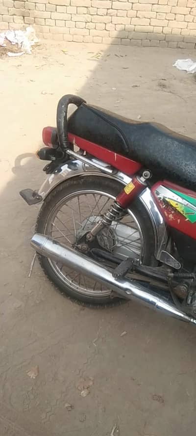 I am sale Honda CD 70 cc 03007000780