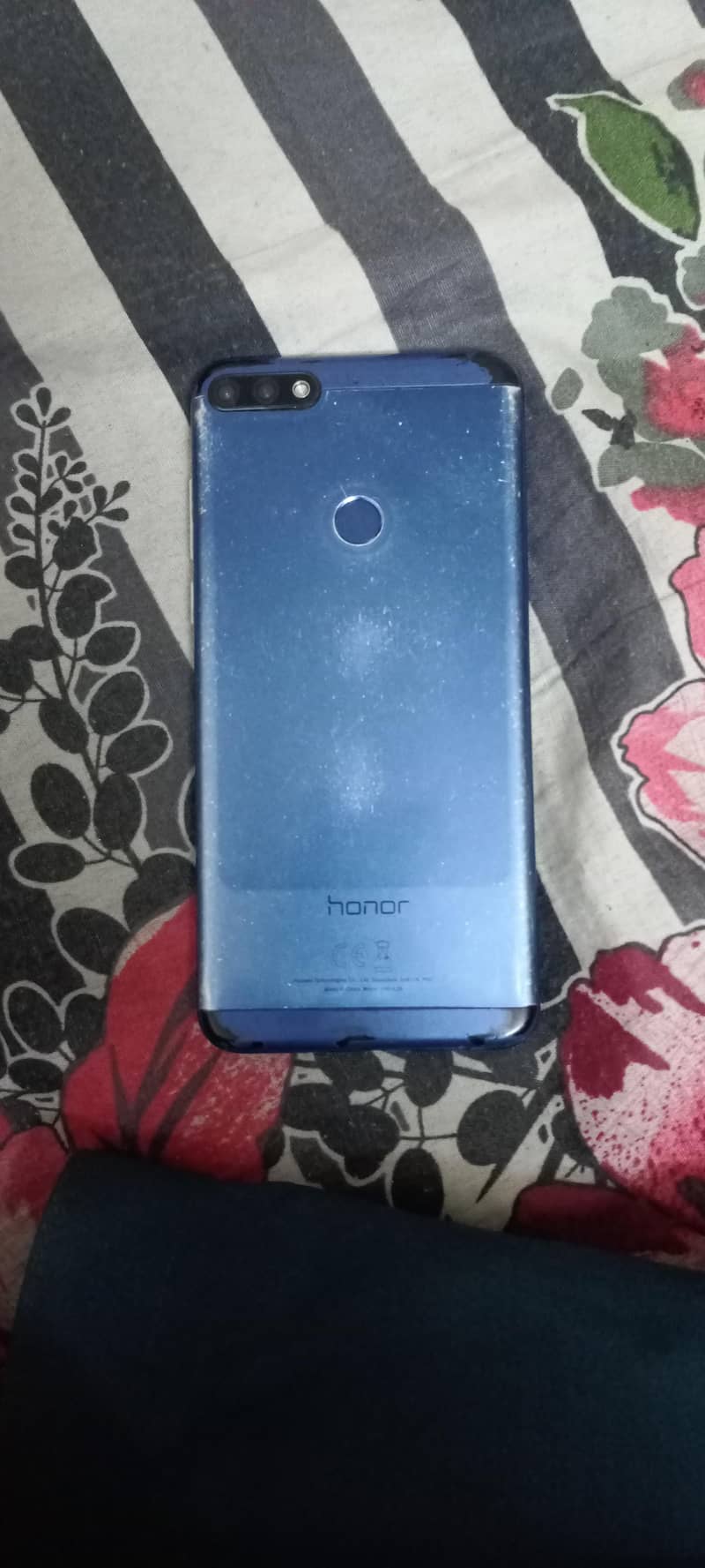 honor 7c 1