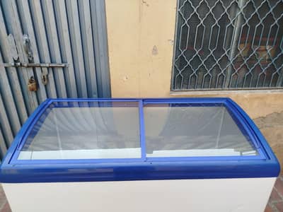 Varioline Intercool ES-K Series Curved Glass Door Deep Freezer