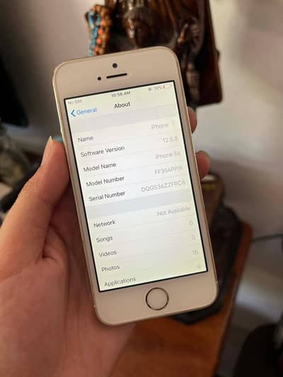 iPhone 5S PTA approved with box my WhatsApp numberO325/19/23/475