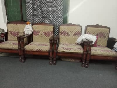 9 seater sofa set urgently sale
