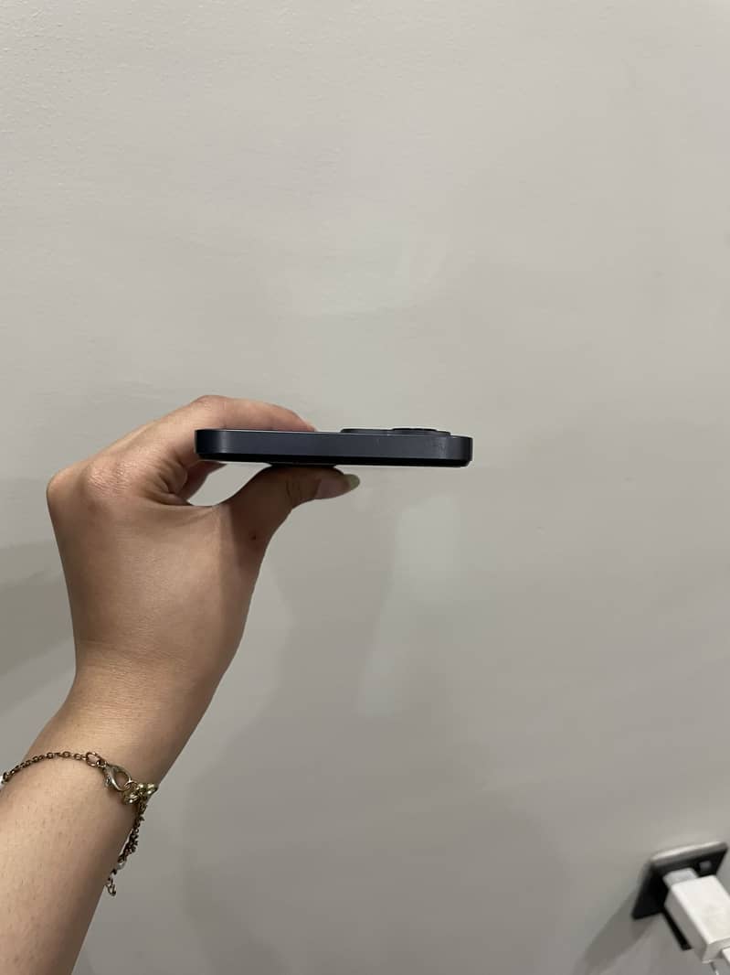 Realme C35 3