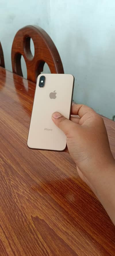 Iphone xs water pack non pta gold colour whatsapp 03261496218