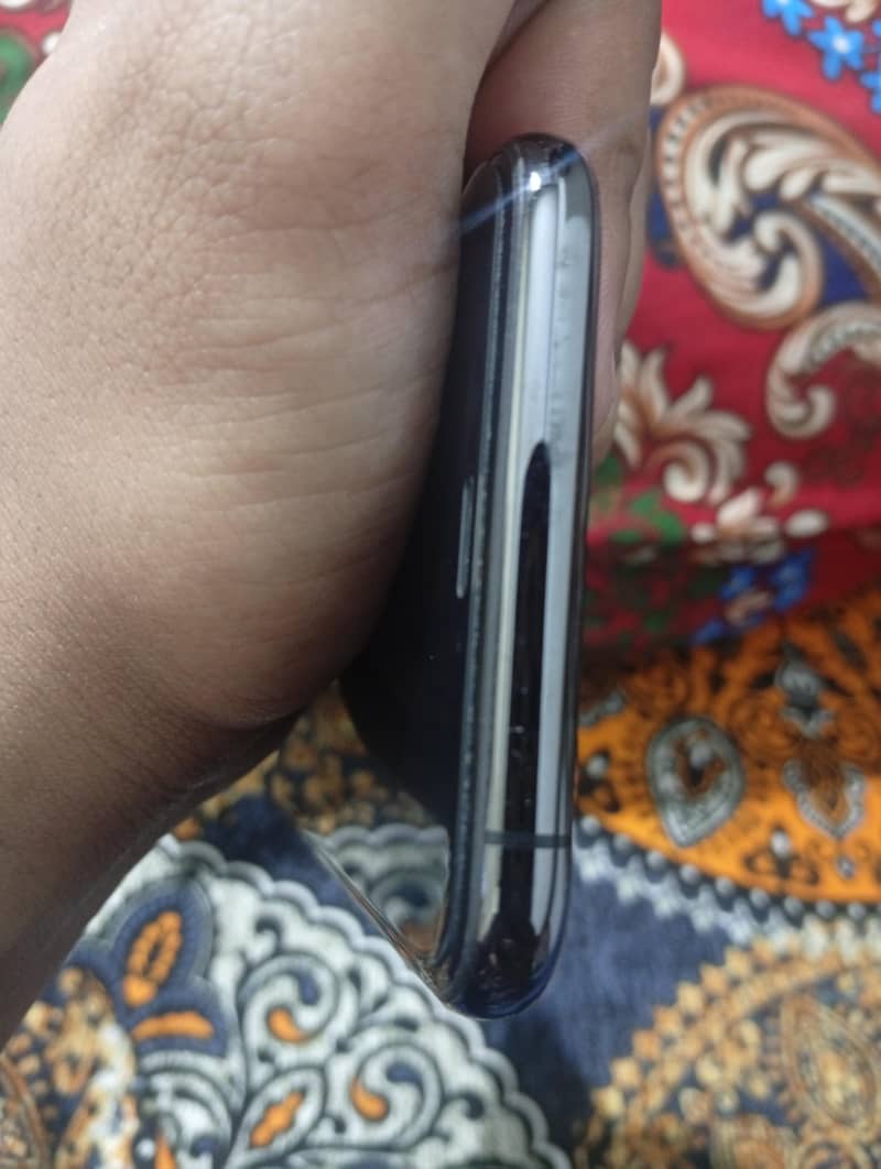 iPhone 11 pro 6