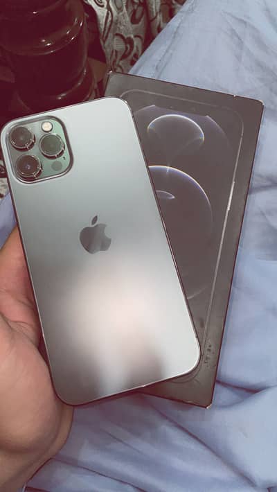 Iphone 12 pro max FU with box
