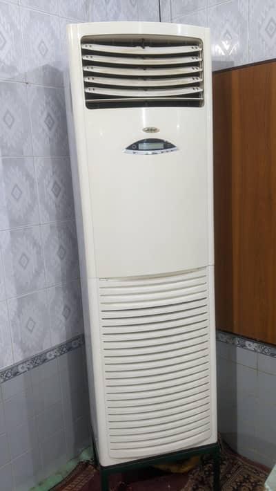 Orient 2 ton AC standing floor slightly used in mosque only
