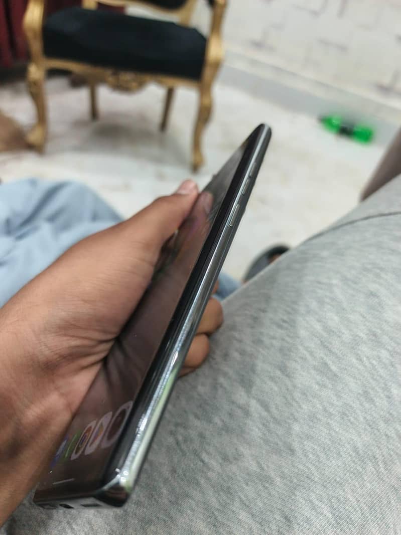 Techno camon 40 pro 3