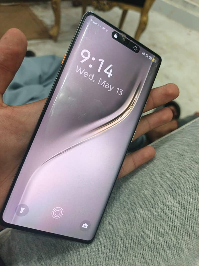 Techno camon 40 pro 5