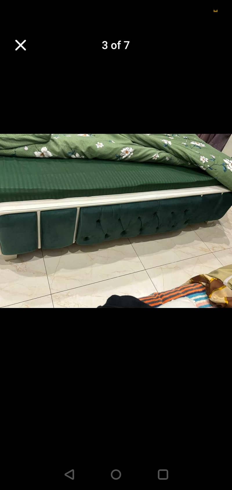Queen size bed set 0