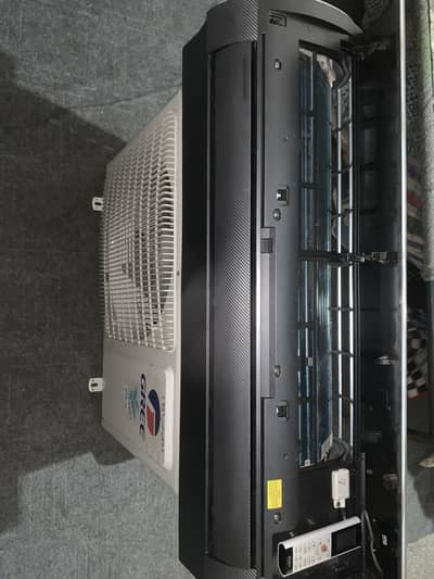 Gree fairy D. c inverter