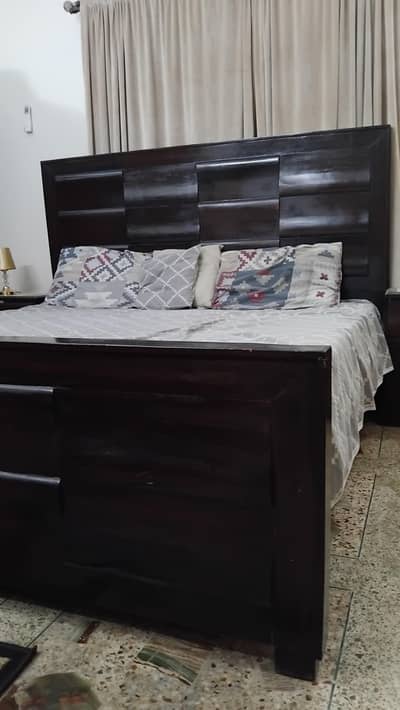 Sheesham Wood Bed Set