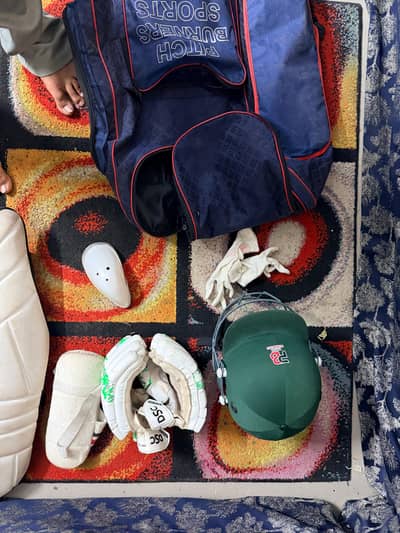 Complete Cricket Kit for Sale – Excellent Condition