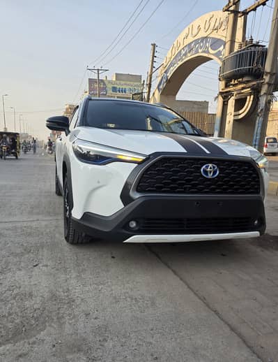 Toyota Cross HEV X