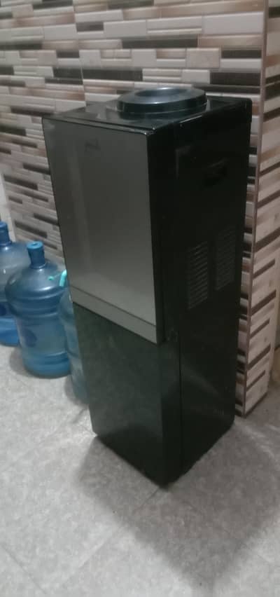 water dispenser