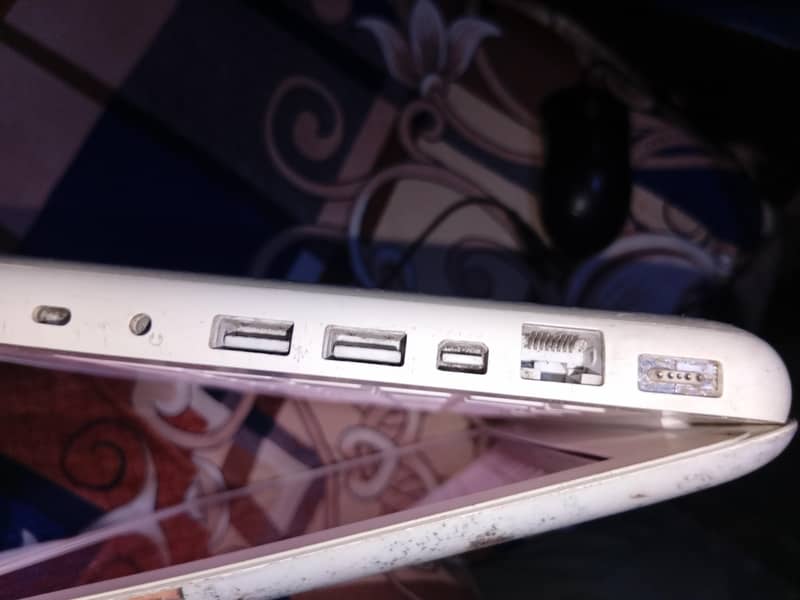 mackbook generation 4