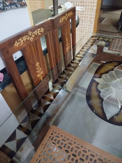 Dining Table with 6 chairs