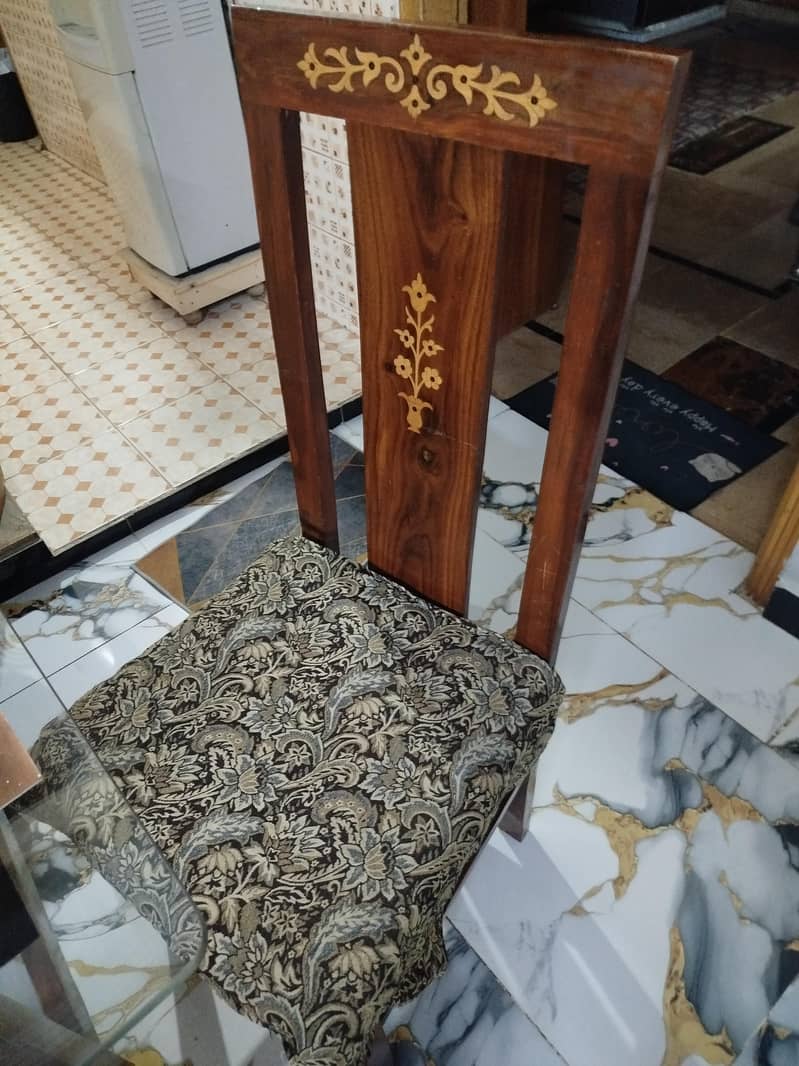 Dining Table with 6 chairs 2