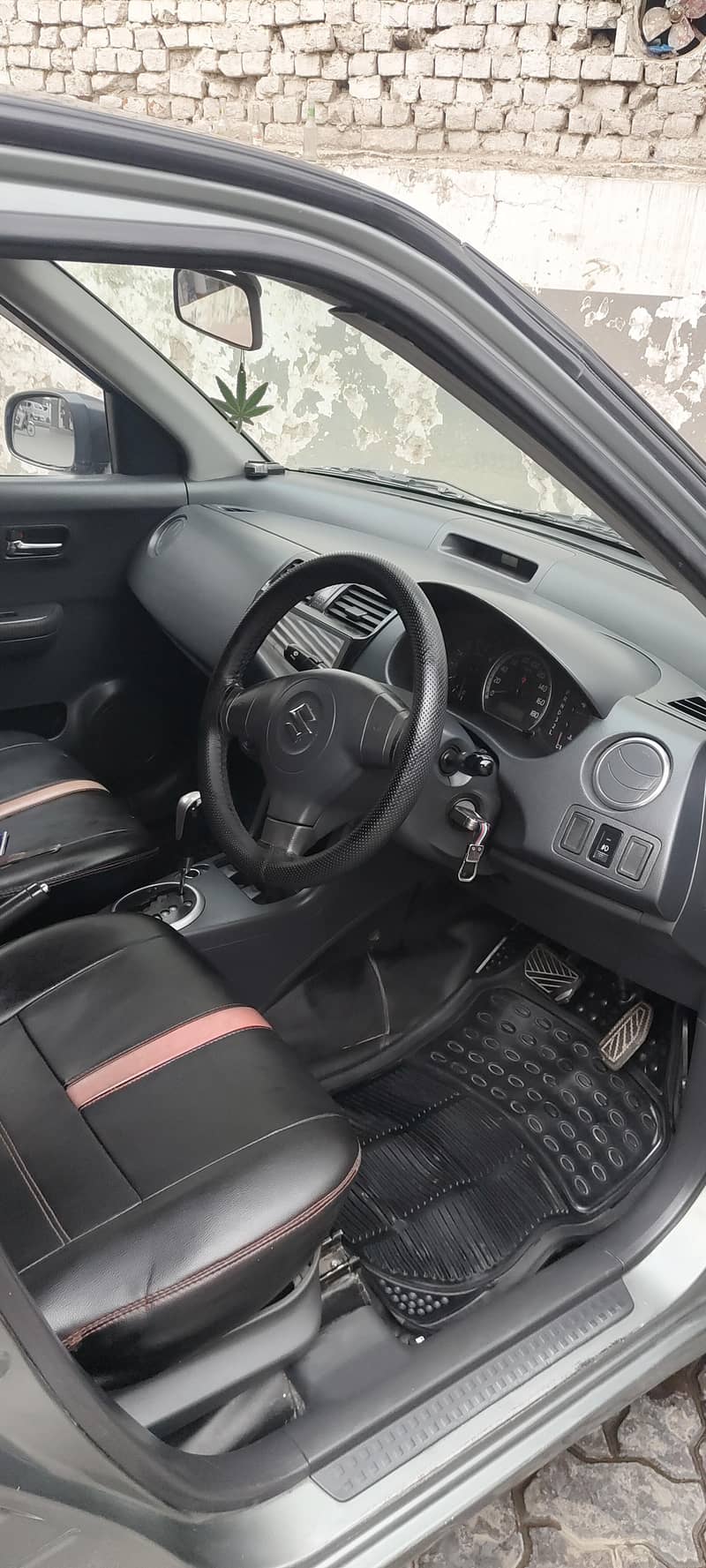Suzuki swift Automatic 3