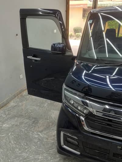 Honda N-BOX Custom Turbo 2022 model 2026 fresh import