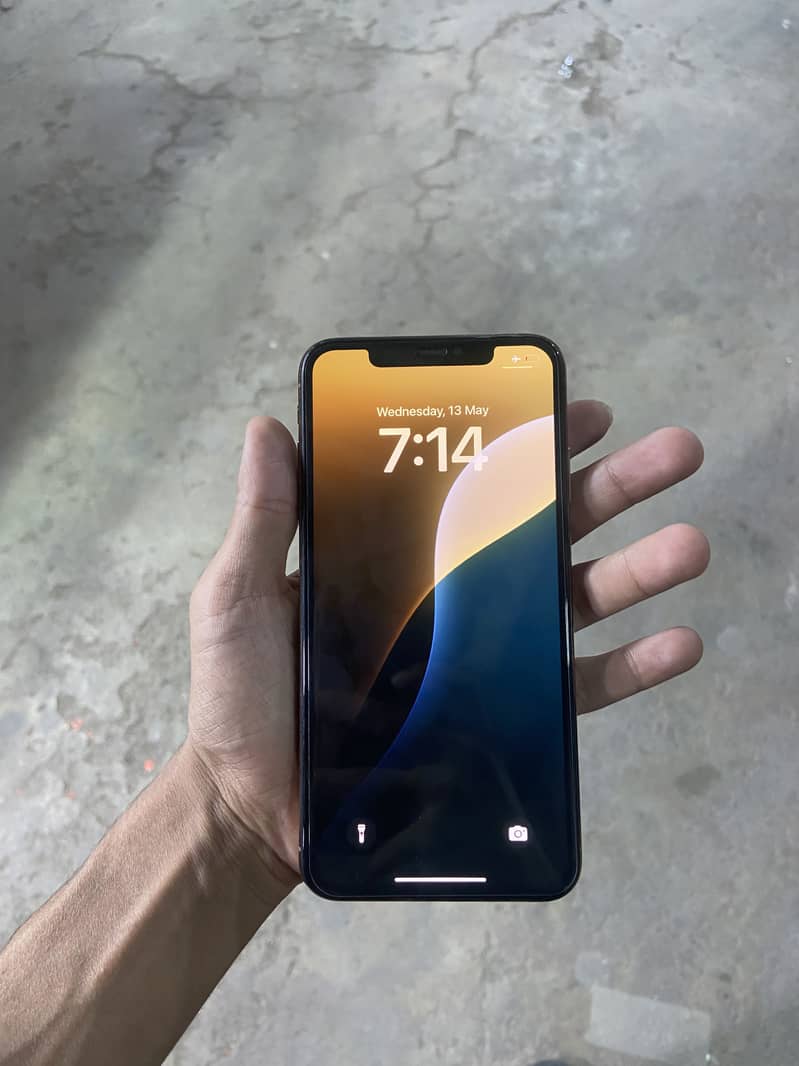 Iphone Xa max 3