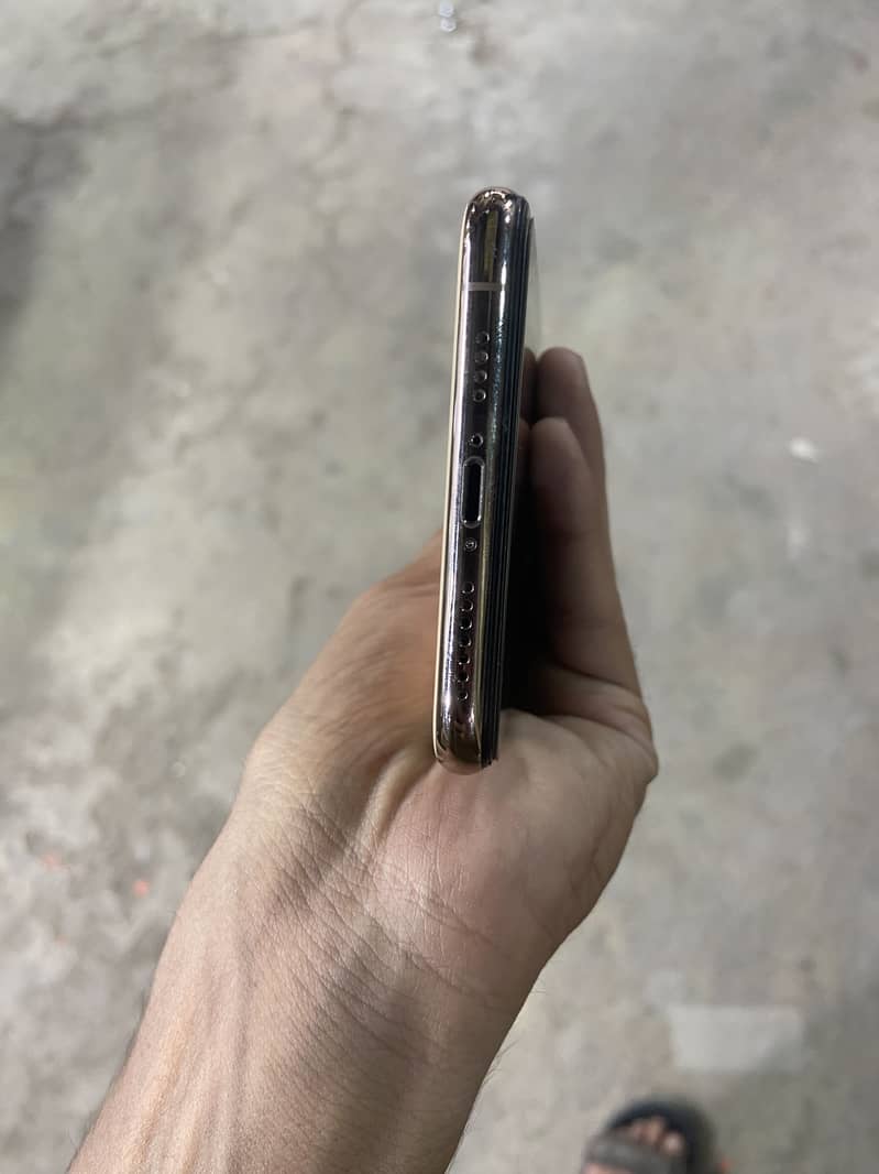 Iphone Xa max 5