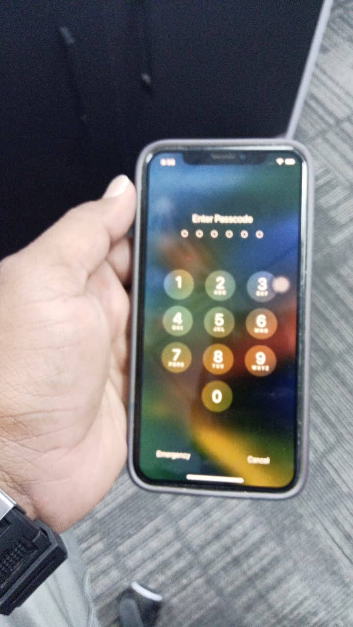 iPhone X 256 Storage 2