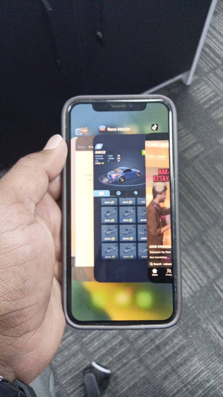 iPhone X 256 Storage 3