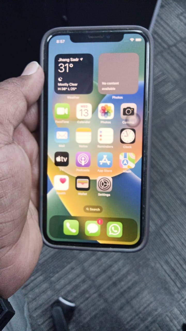 iPhone X 256 Storage 4