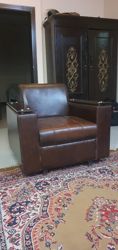 Used Sofa Set. 3 Seater + 2 Sofas 1 Seater - Best Bargain