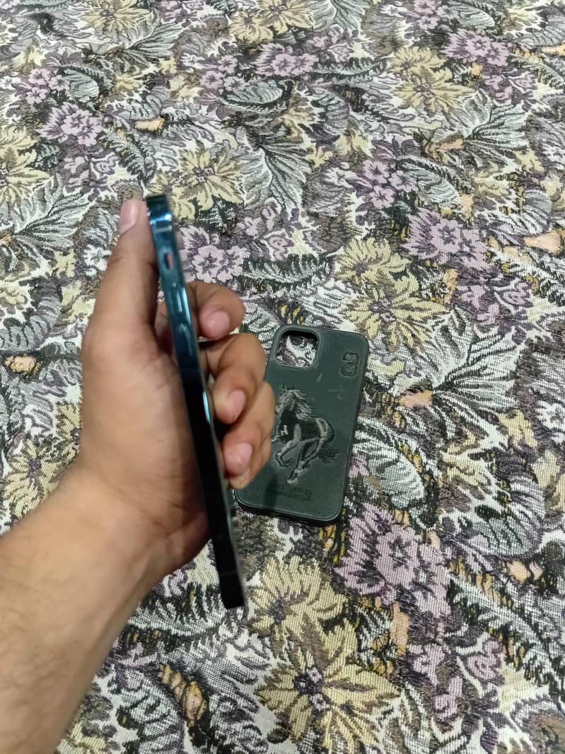 Iphone 12 Pro 3