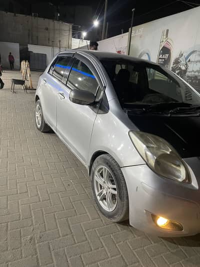 Toyota Vitz F 1.0