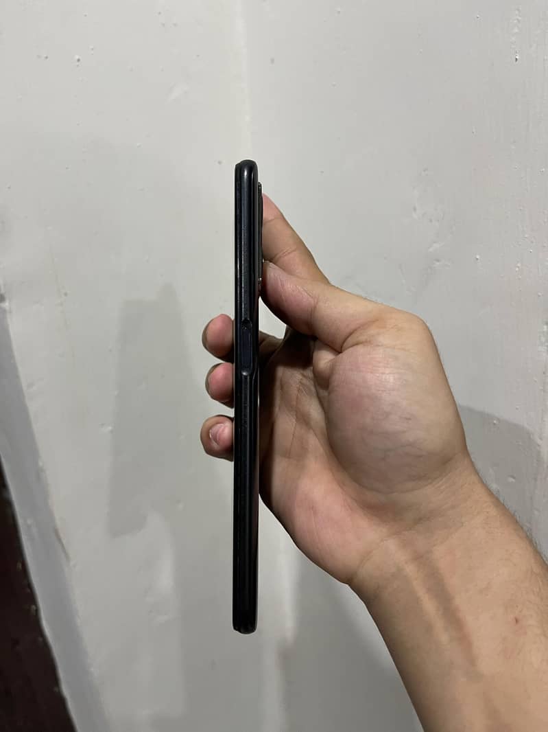 realme 9i 4